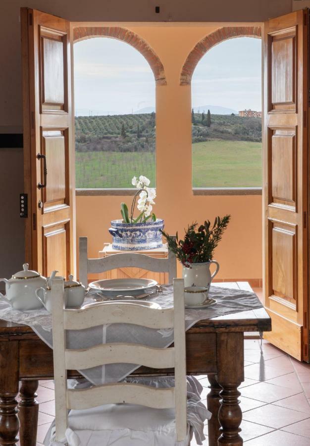 Agriturismo Casale Ugolini มอนเตสแปร์โตลิ ภายนอก รูปภาพ
